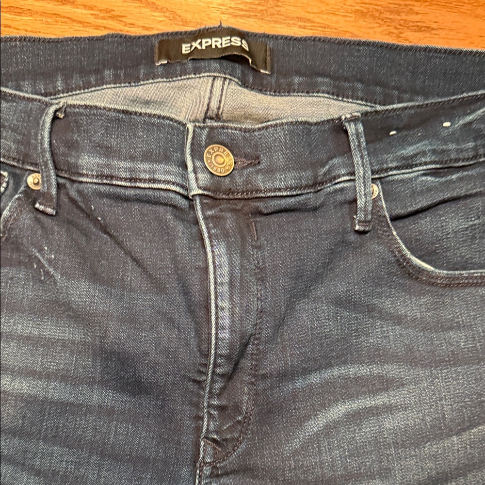 Express Woman’s Deep Indigo Skinny Jeans